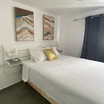 Suite4you 50 Meters From The And Main Avenue Ac Wifi Int Tv Channels 卡门港