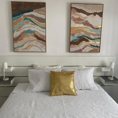 Suite4you 50 Meters From The And Main Avenue Ac Wifi Int Tv Channels *