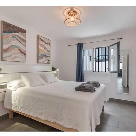 Suite4you 50 Meters From The And Main Avenue Ac Wifi Int Tv Channels Lägenhet *
