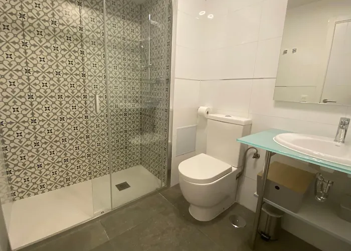 Lägenhet Suite4you 50 Meters From The And Main Avenue Ac Wifi Int Tv Channels *